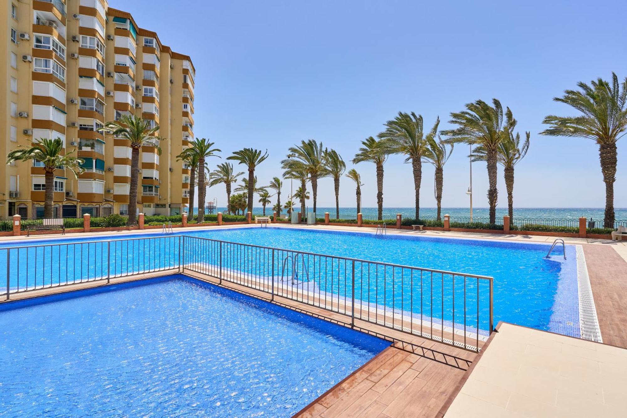 Apartamento Primera Linea Playa 알가로보-코스타 외부 사진
